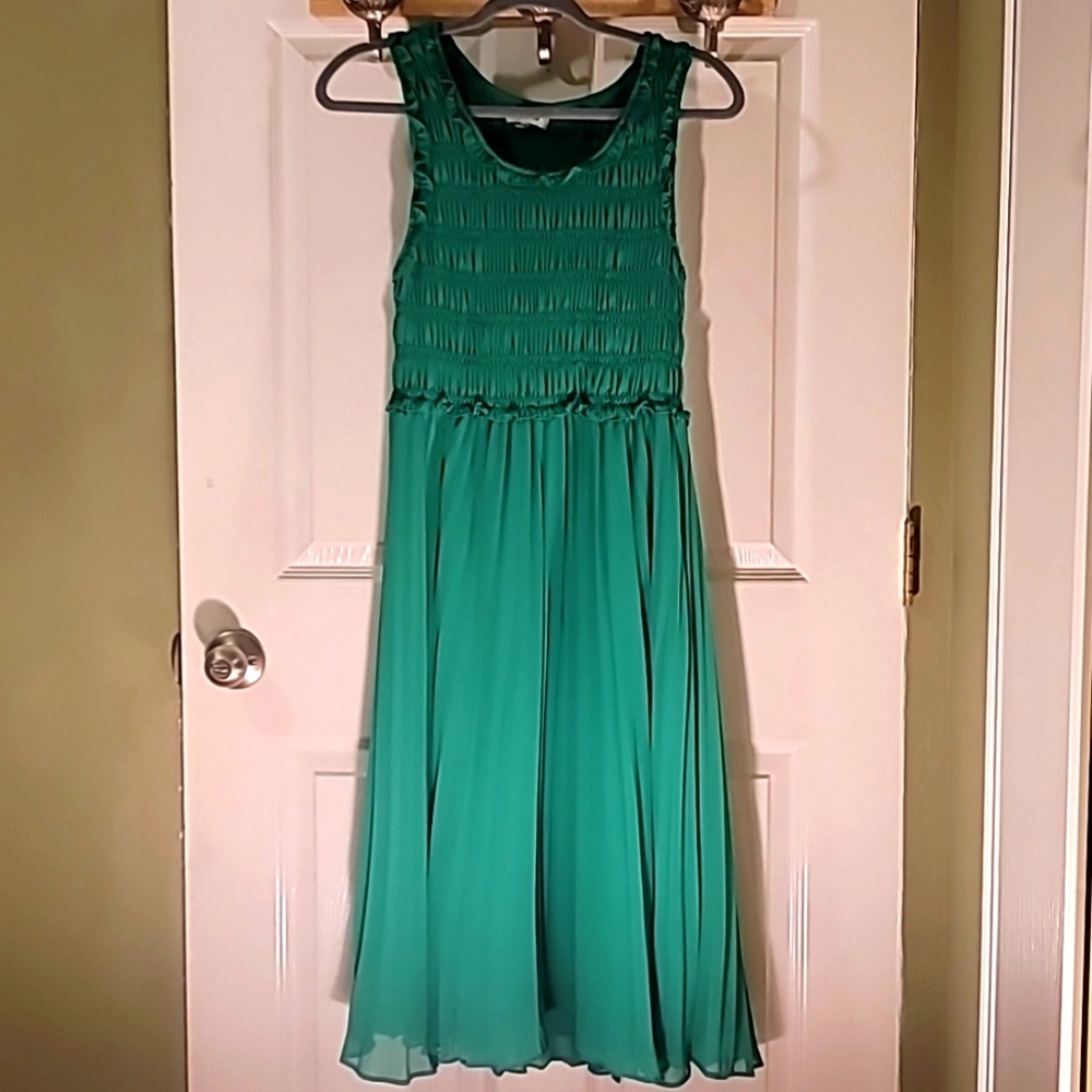 Green Max Studio Midi Dress Size Large